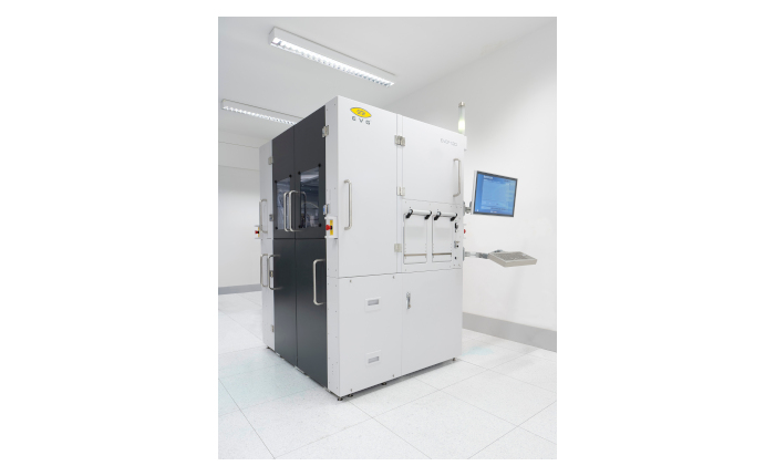 EV Group、量産向け次世代レジストプロセス装置「EVG120」を発表